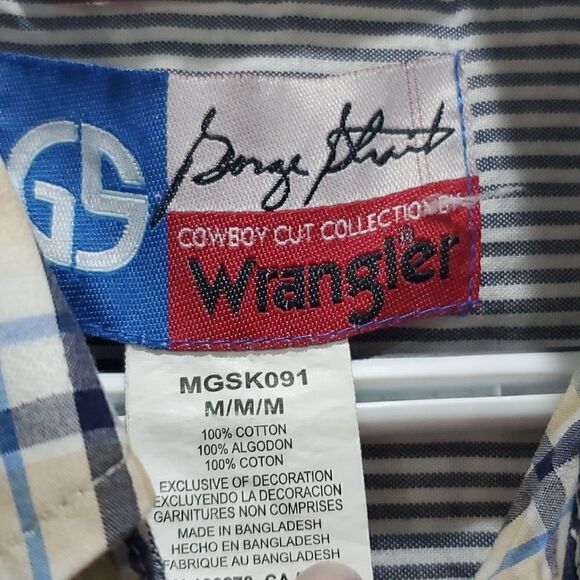 Wrangler, George Strait Cowboy Cut Collection Plaid Shirt, Size Medium - Picture 2 of 6